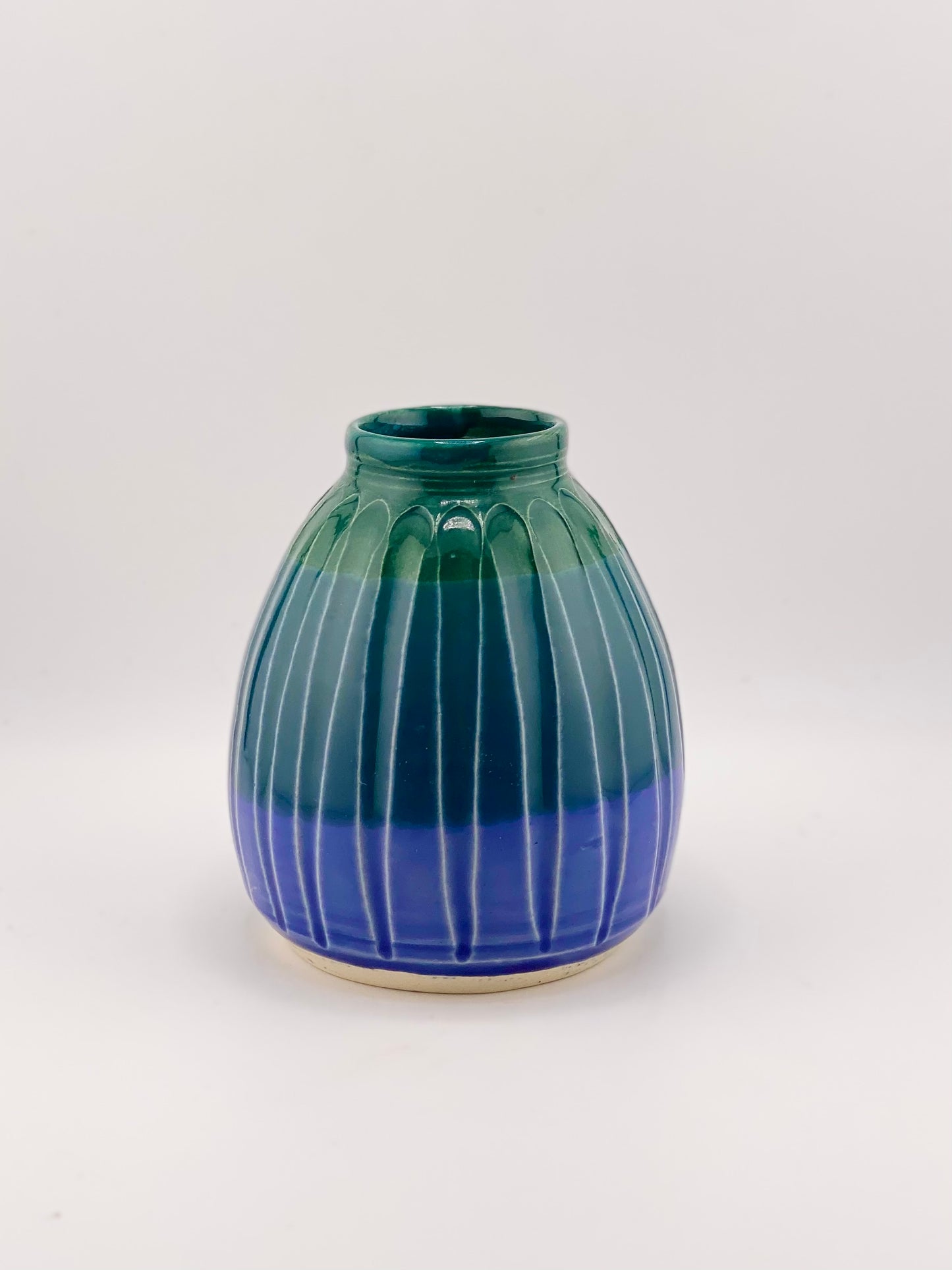 Bud Vase, 4” no.35