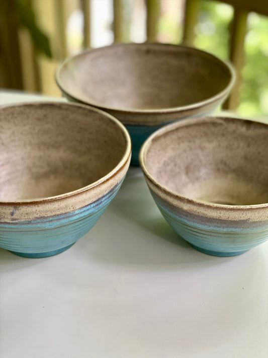 Set of 3 Nesting Bowls in Blue and Cream, L 5”x8.25”, M 4.75”x7.25”, S 4”x6.5”