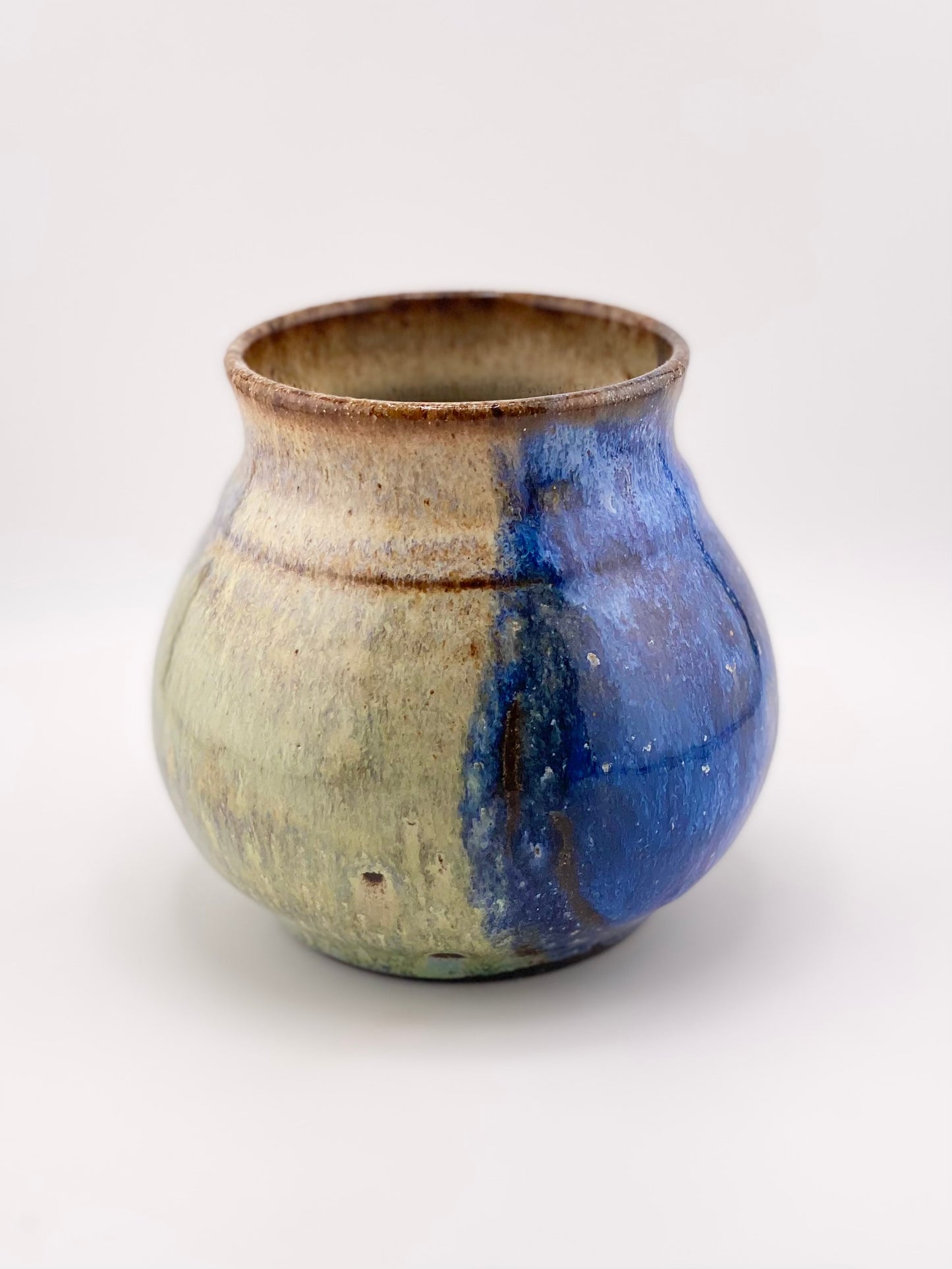 Blue and Cream Cup, 16oz no.10