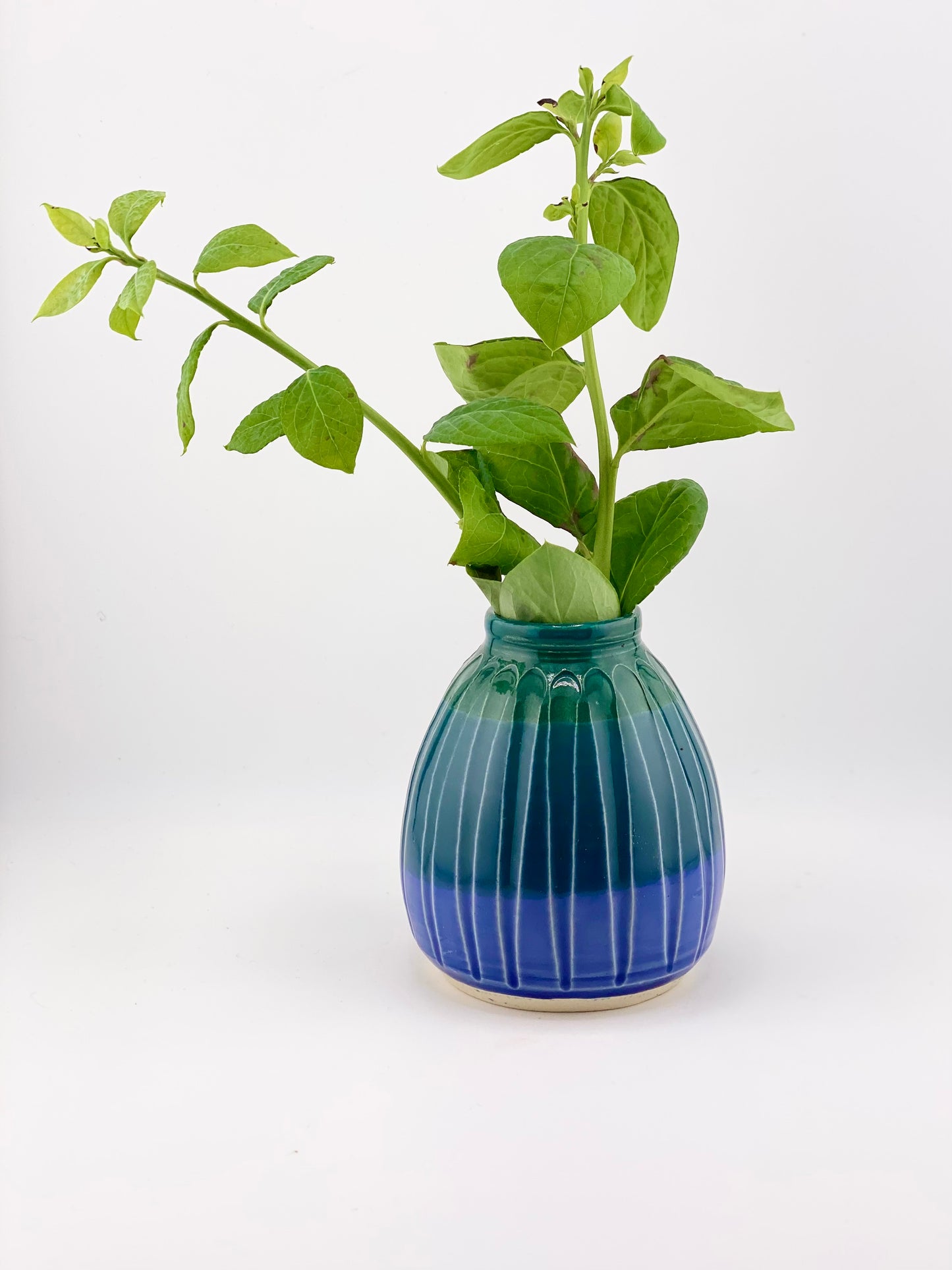 Bud Vase, 4” no.35