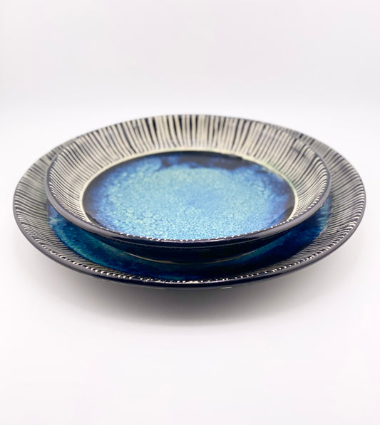 Serving Plate Set, 9.25” and 7.25”, no.51