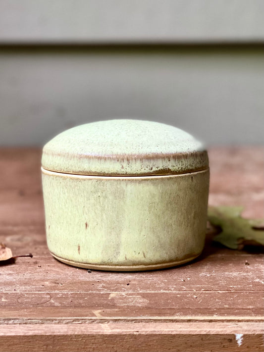 Herb Jar 2.75”ht x 3.25”w