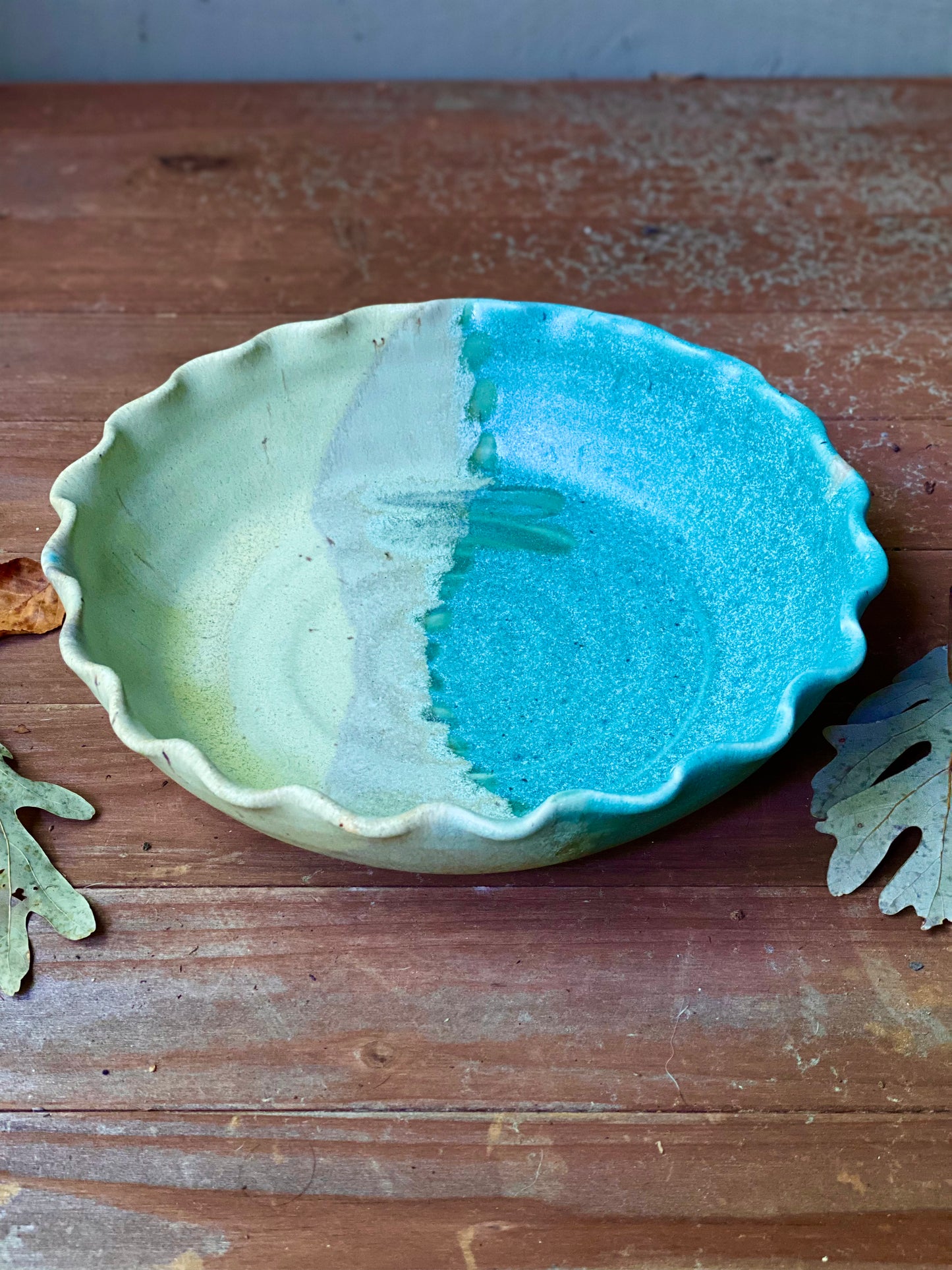 Dragonfly Pie Plate in Lemongrass, 2” ht x 8.5” w